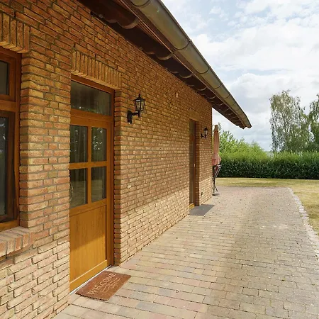 Haus 17 * Röbel